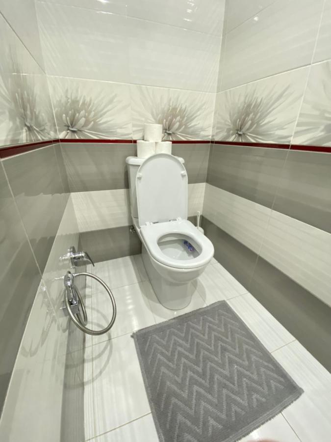 Two Bedroom Large Apartment In Chisinau Exterior foto